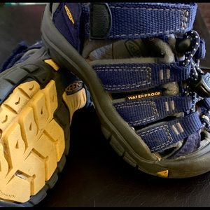 Keen all terrain hiking shoe